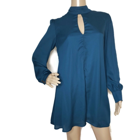 Dresses & Skirts - Emerald navy blue flouncy dress size large